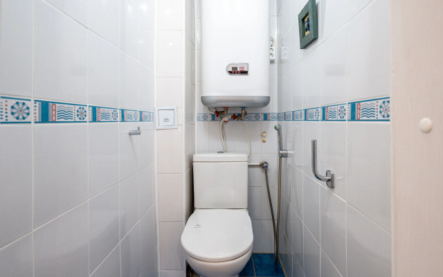 Апартаменты на Моисеенко 4