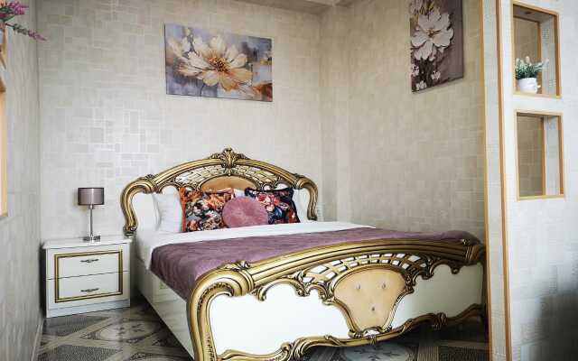 Na Sverdlova Apartments