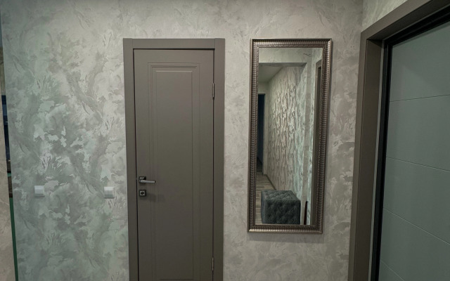 Квартира 3-комнатная на Бульваре Металлургов 4