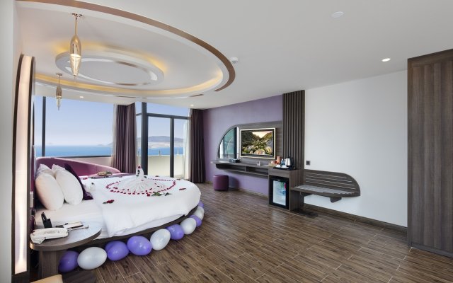 V Hotel Nha Trang