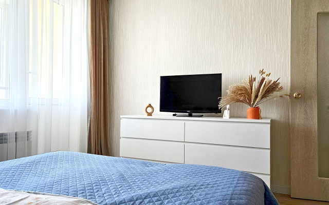 Квартира Трехкомнатная у Парка с Озером