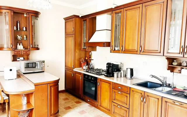 Апартаменты Dolce vita с автономным отоплением, 2 санузлами и тренажёром