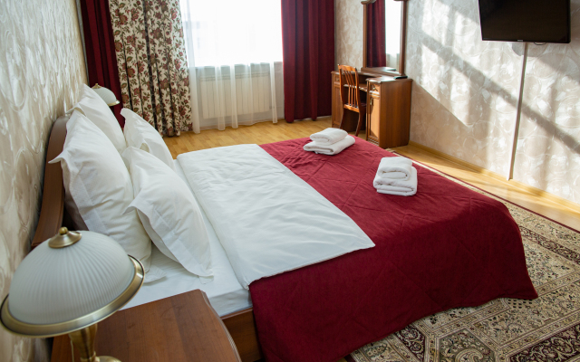 Spelaya Vishnya v Tsentre Goroda Apartment