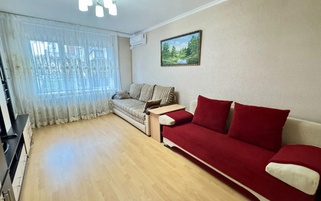 Na Ulitse Matrosova 46 Flat