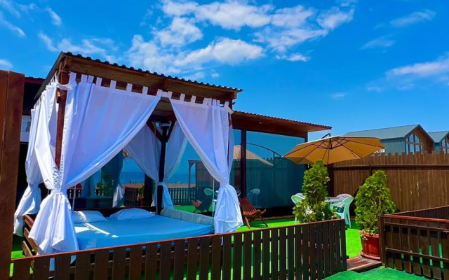 Бунгало на берегу моря