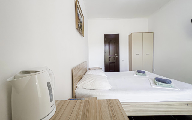 Delfin na Chernomorskoy Guest House