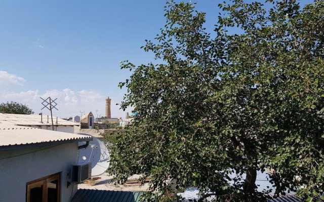 Minorai Hurd Hotel