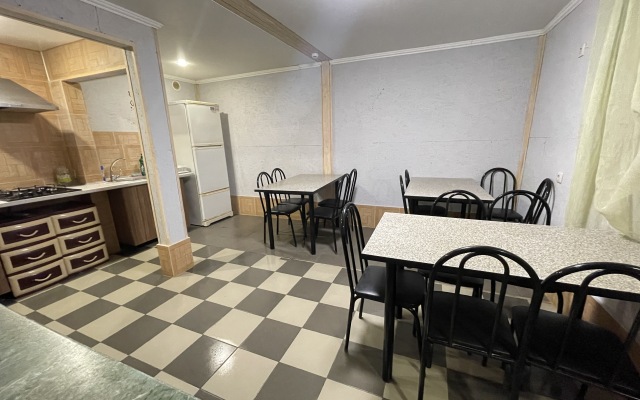 Polina Guest House