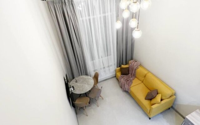 Apartamenty Lucky Room v istoricheskom tsentre goroda