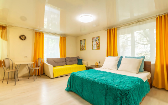 Апартаменты Новиков Дворик на Свердловском проспекте 48