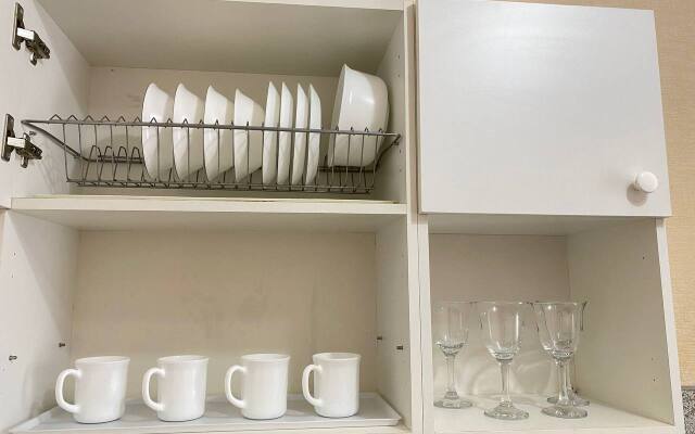 V Tsentre Svetlaya Uyutnaya Ryadom S Parkom Flat
