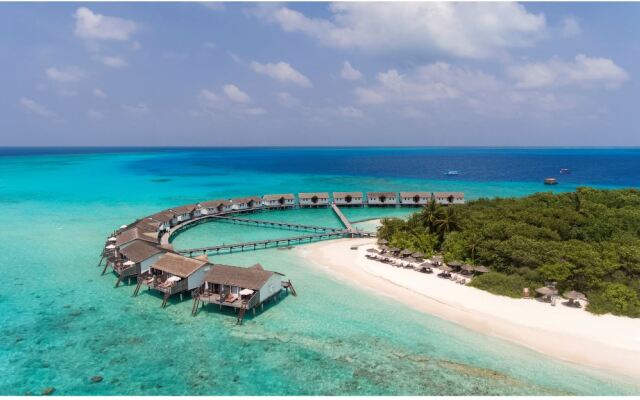 Reethi Beach Resort Hotel