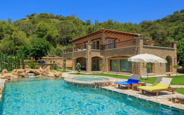 Private Bays & Islands Villa