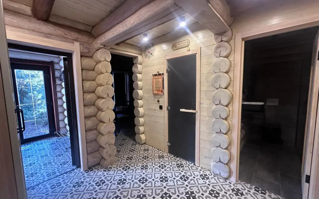 Derevyanny s Russkoy Baney Private House