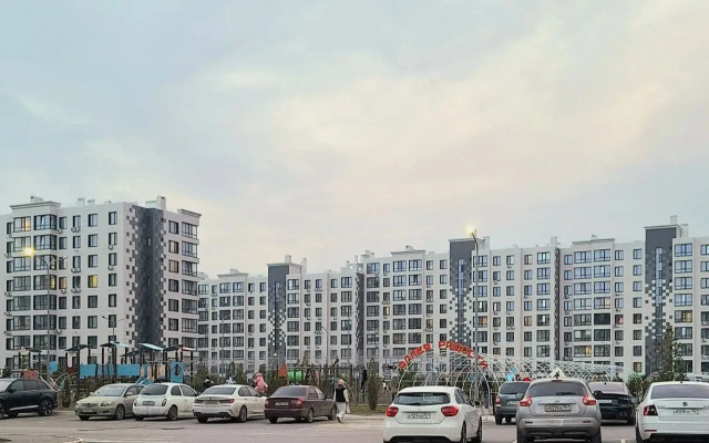 S Individualnym Parkovochnym Mestom, Bataysk Flat
