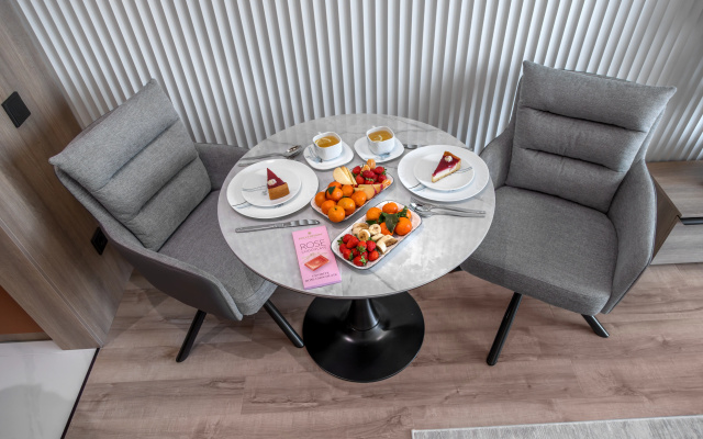 Apartamenty Premium Studia v elitnom ZK Nest One na 18 etaze (353)