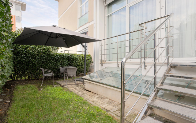 Апартаменты Sirius rent трехкомнатные с террасой