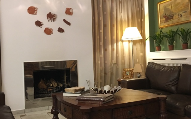 Villa Efyra Guest House