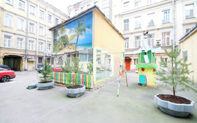 Апартаменты Sutkispb на Малой Морской 6