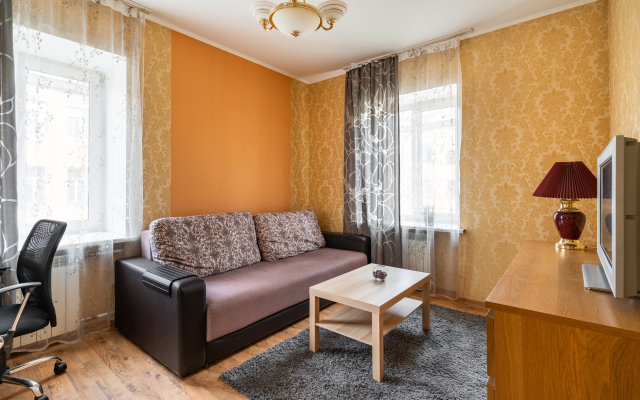 Квартира двухкомнатная у Казанского Собора «Гости Дома»