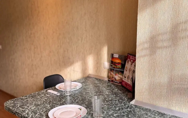 Odnokomnatnaya Ryadom S Parkom Flat