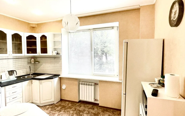 Na Grekova Flat