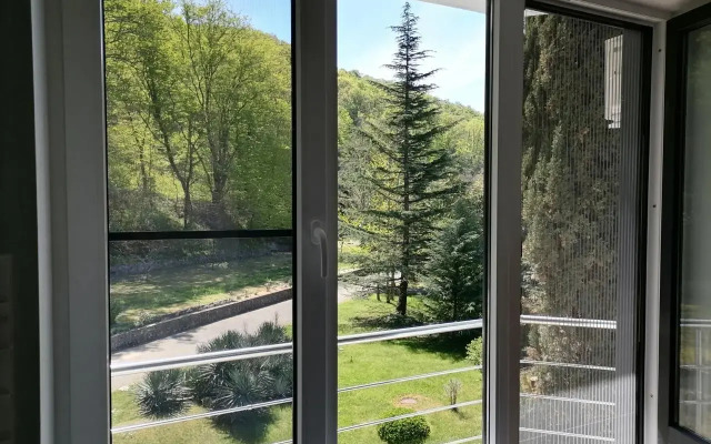 V Botanicheskom Sadu 7 Minut Do Morya Apartments