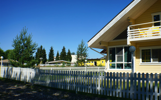 Pribrezhnyij Yarburg Park Hotel