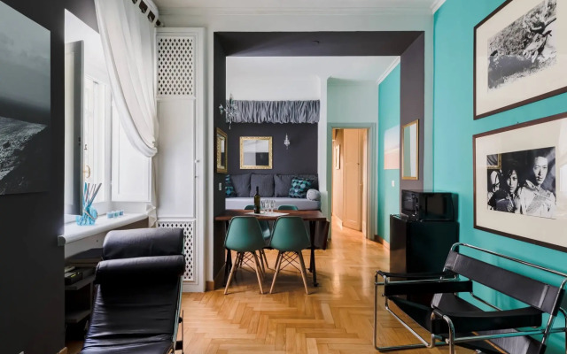 Gallery Spanish Steps Flat