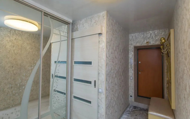 Na Prospekte Krasnogo Znameni 91 Flat