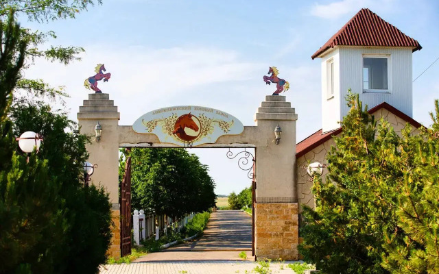 Ekopark Velikoknyazheskiy Ostrov Recreation camp