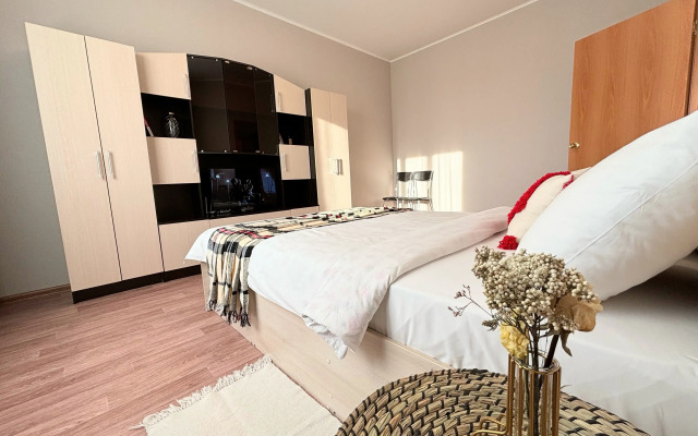 Апартаменты Монтажников 1