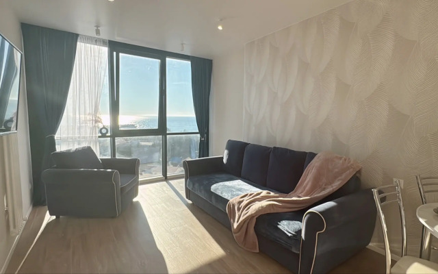 Morskaya Simfonya-2 s panoramoj na more, bassejnom na territorii ZhK  Apartament
