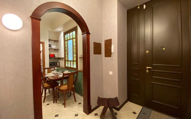 Апартаменты Историческая Квартира с Камином