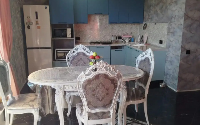 Частный дом Уютный у озера