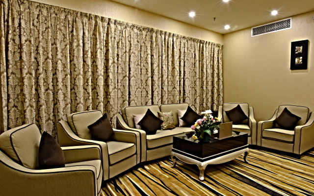 Отель Garden Plaza