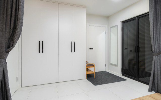 V Tsentre Goroda Flat