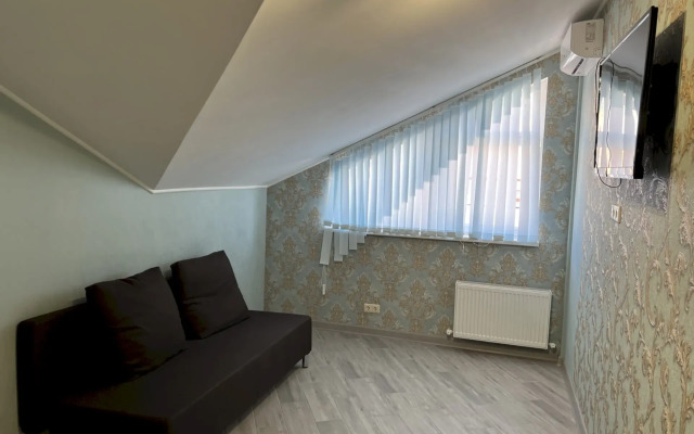 261 Mansarda 12 Min Do Plyazha Flat