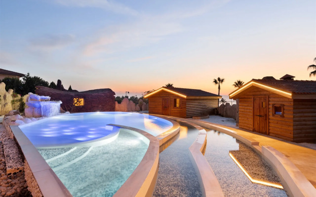 Royal Teos Thermal Resort Clinic & Spa Resort (Halal Hotel)