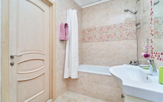 Квартира Однокомнатная на Яна Полуяна