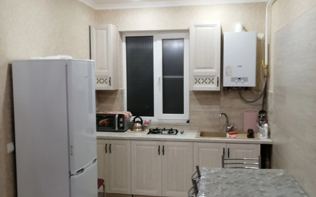Na Krutoy Guest House