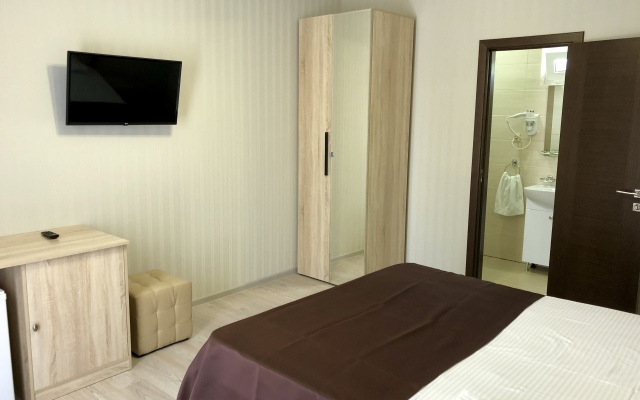 Mandarin Hotel