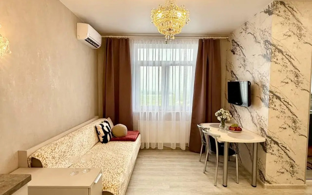 Sovremennaya V Novokomarovo Flat