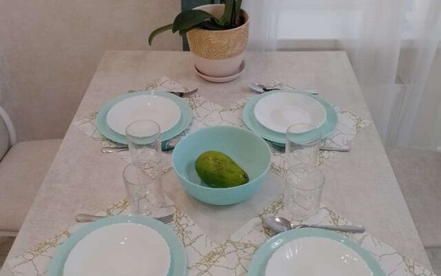 Na Bekhtereva 2B Flat