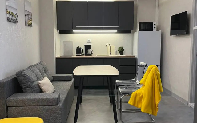 Prostornaya Kvartira Vblizi Zhd Vokzala Seti El Apart Flat