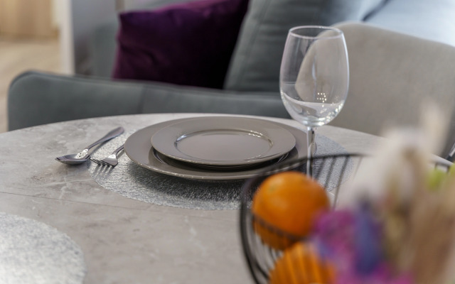 Na Ulitse Pozharnykh I Spasateley 1 Flat