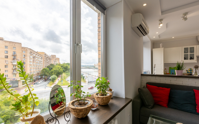 Enjoy Smolenskaia In Central Area Apartments