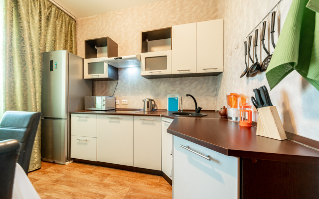 Pyat' Zvyozd Na Ryabinovom Bulvare 11 Apartments