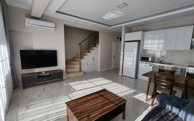 Вилла Монтана в комплексе с бассейном