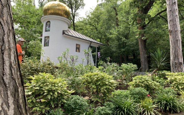 Taunkhaus V Verkhney Livadii Guest House